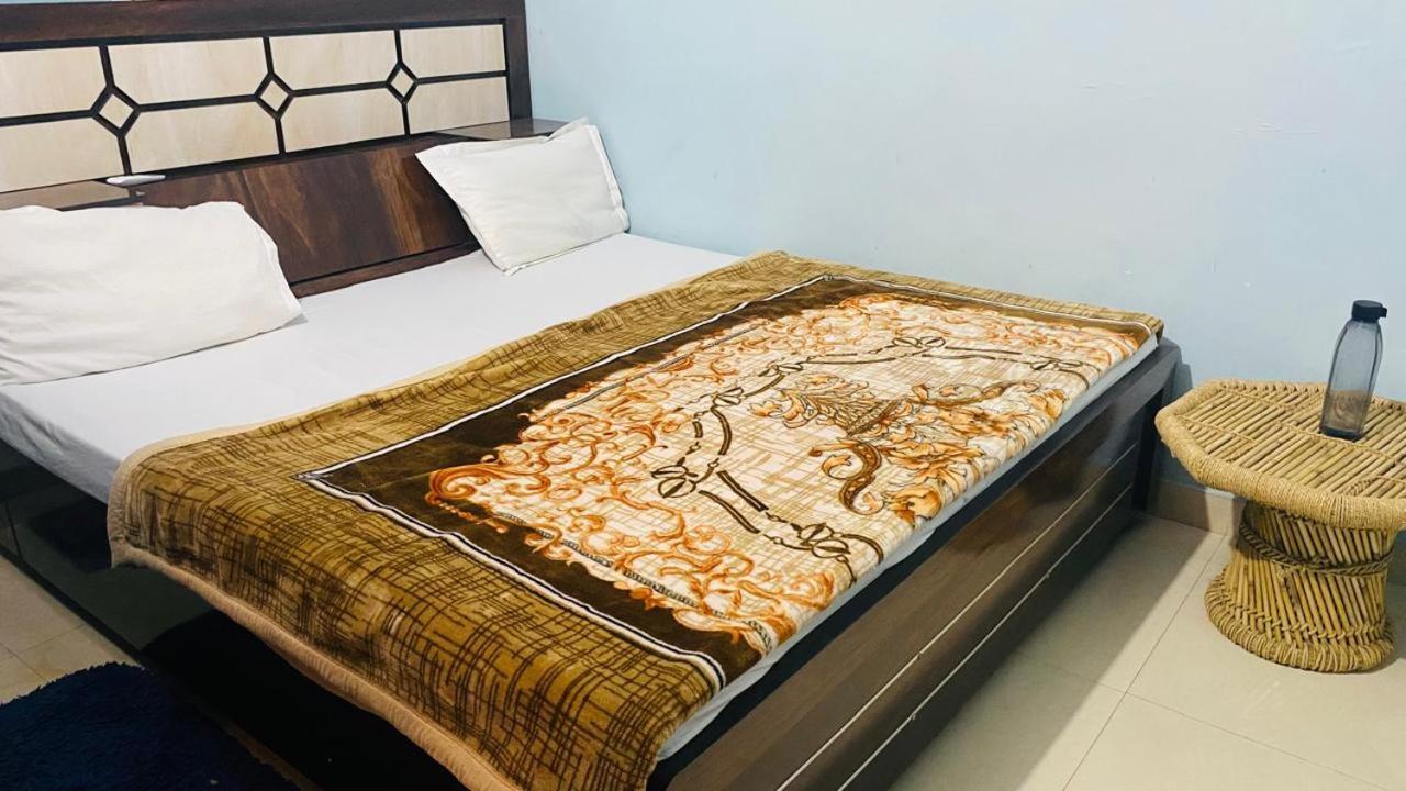 Ram Paying Guest House & Hostel Near By Krishna Janmabhoomi Mathura Buitenkant foto